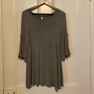 EMERALD Gray Lace-sleeved Tunic- Size Medium